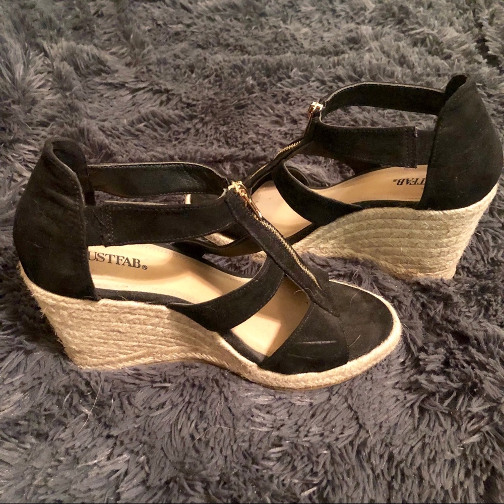 ✨Black zipper wedges - Picture 2 of 7